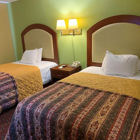Patriot Inn Spencer Экстерьер фото